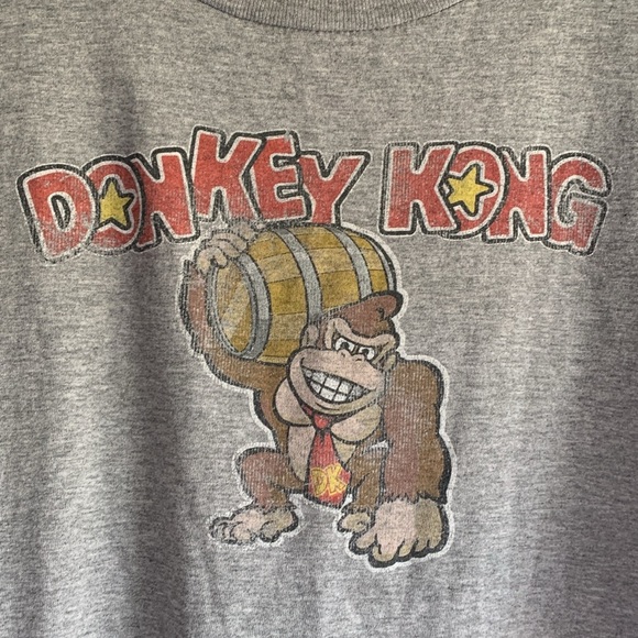 Donkey Kong y2k retro Nintendo shirt - Picture 2 of 8